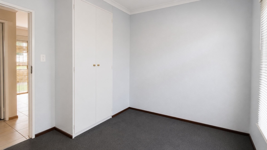 2 Bedroom Property for Sale in Safari Gardens North West